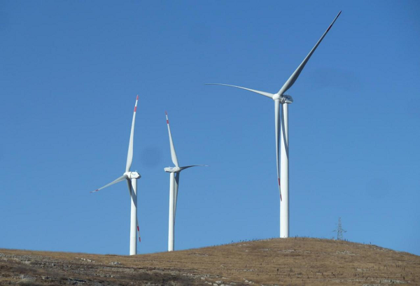 國瑞能源濟南章丘九頂山一期50MW風電場